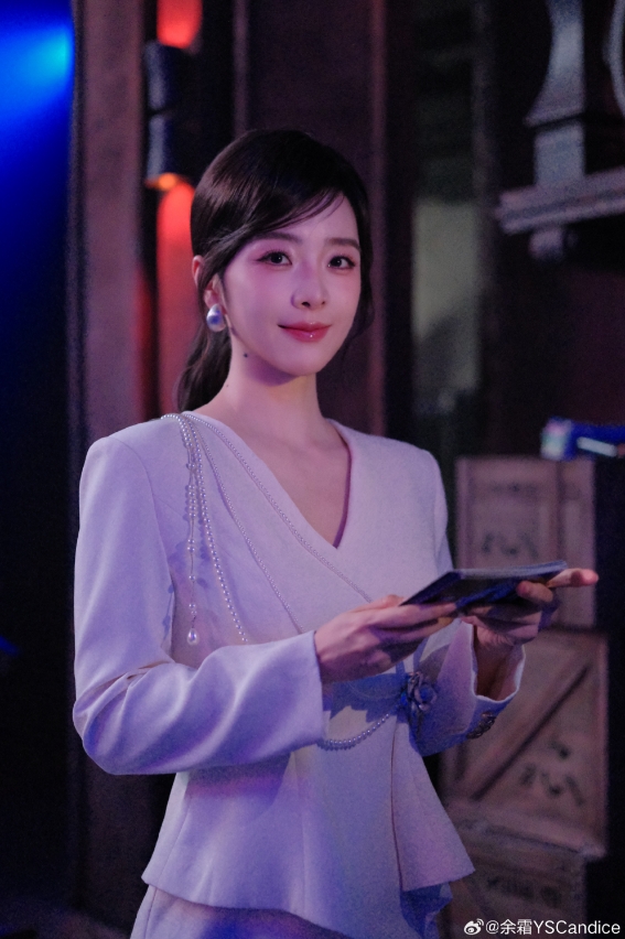 余霜晒照：浸入式音乐秀《双城之战》，全球首演